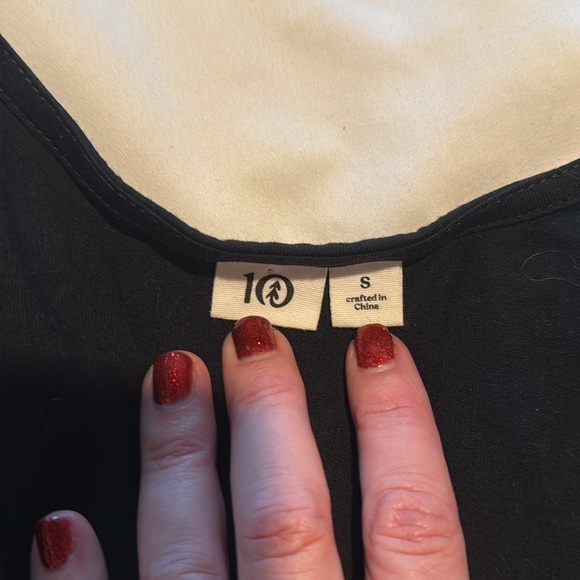 10 Tree Blakely Short Sleeve Jumpsuit, black - size S - Picture 6 of 6